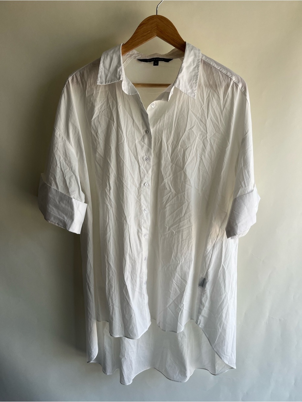 Walter Baker 100% Cotton Button Up High Low Shirt Blouse Sz Med Women’s EUC